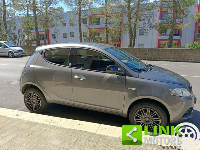 LANCIA Ypsilon 0.9 TwinAir 85 CV 5 porte Metano Ecochic