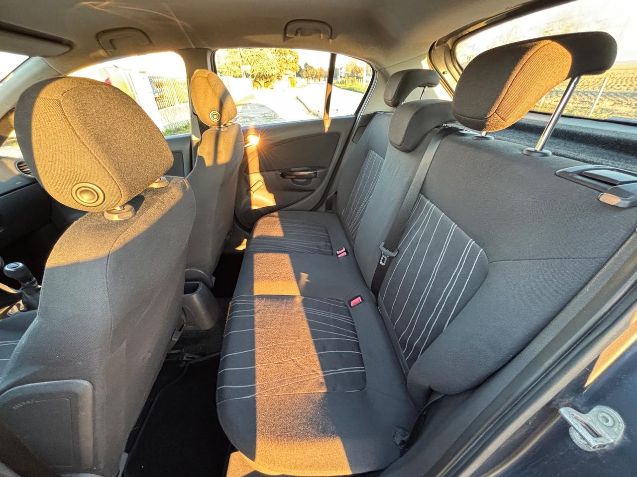 Opel Corsa 1.2 5 porte Easytronic Club