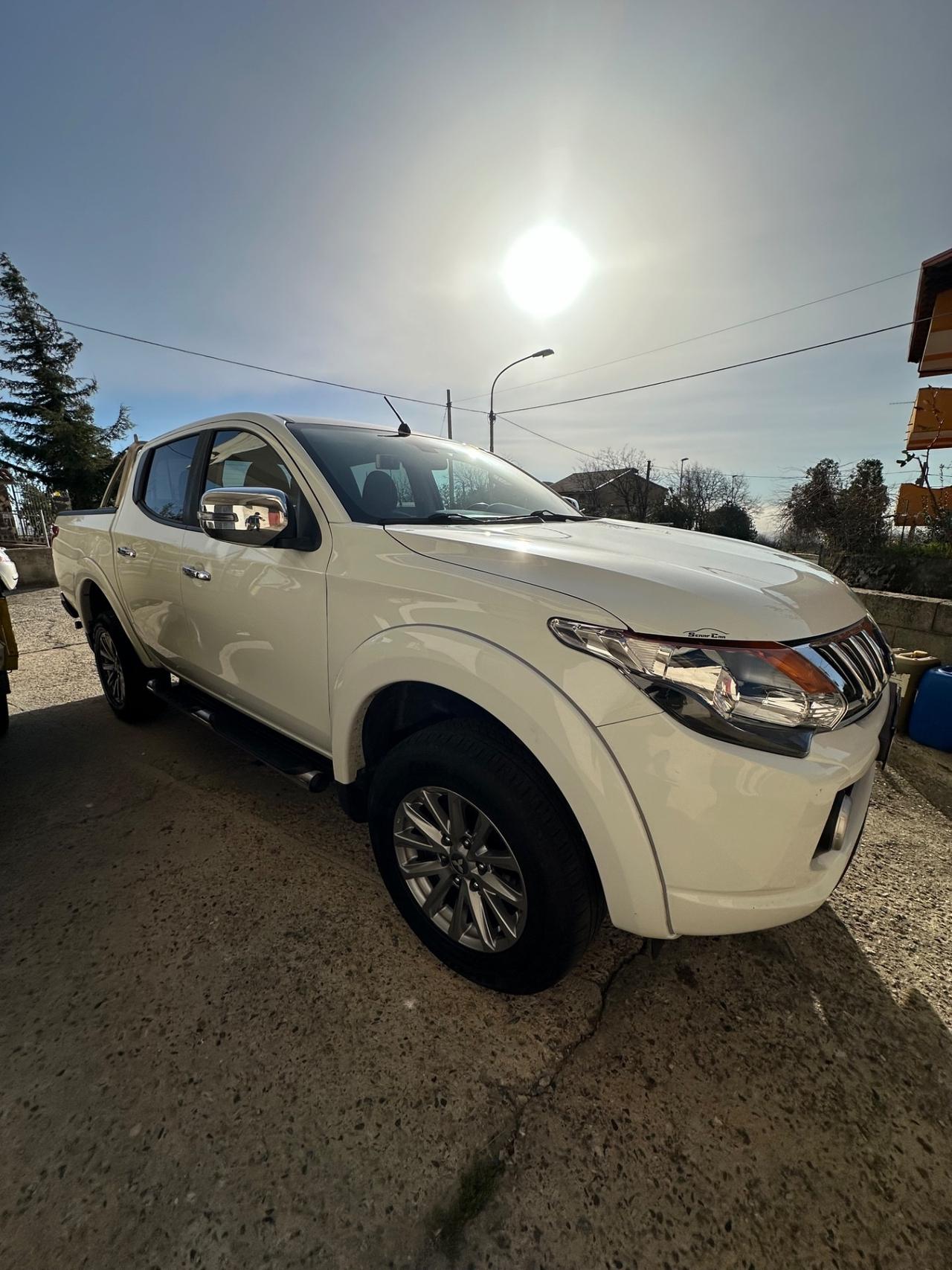 Mitsubishi L200 2.4, 154cv, 4x4