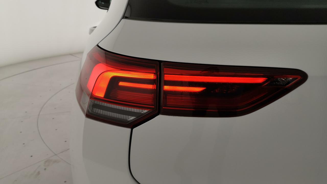 VOLKSWAGEN Golf VIII 2020 - Golf 1.0 tsi evo Life 110cv