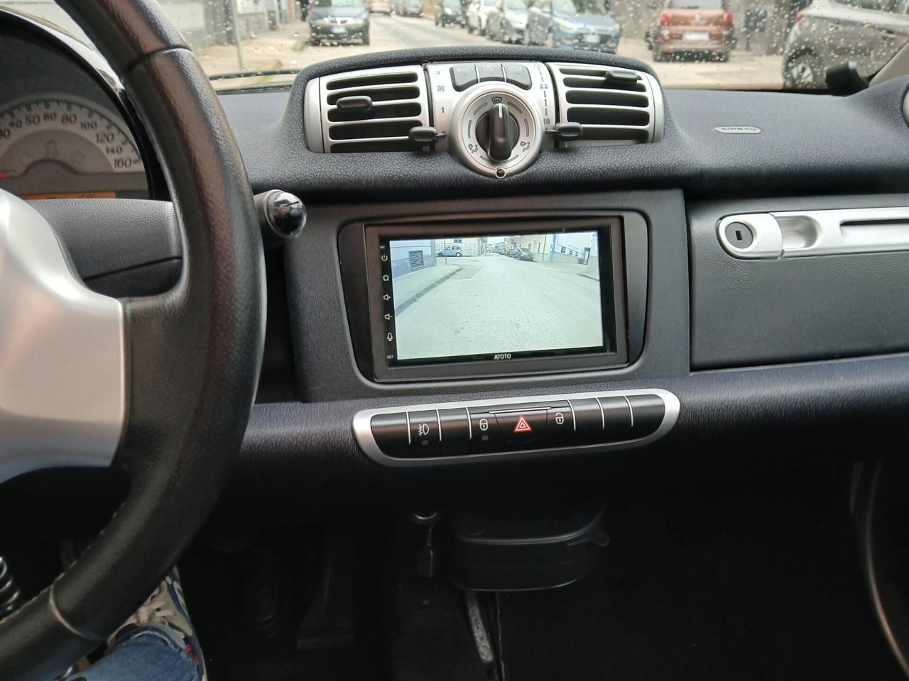 Smart ForTwo 1000 52 kW con IDROGUIDA