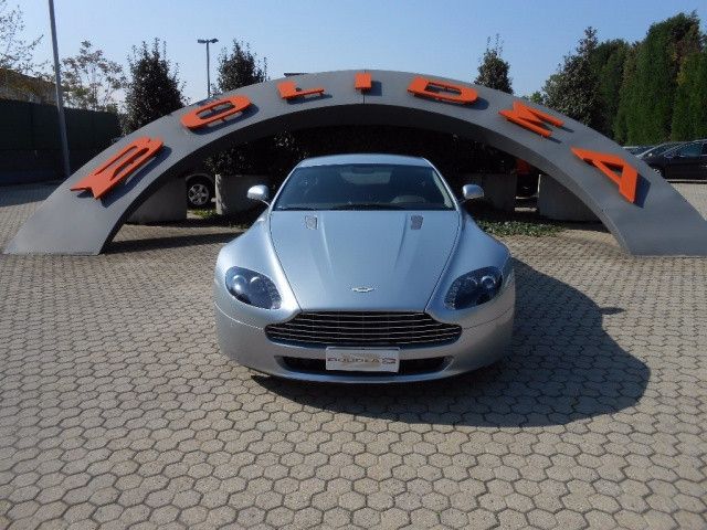 ASTON MARTIN V8 Vantage Coupé Sportshift