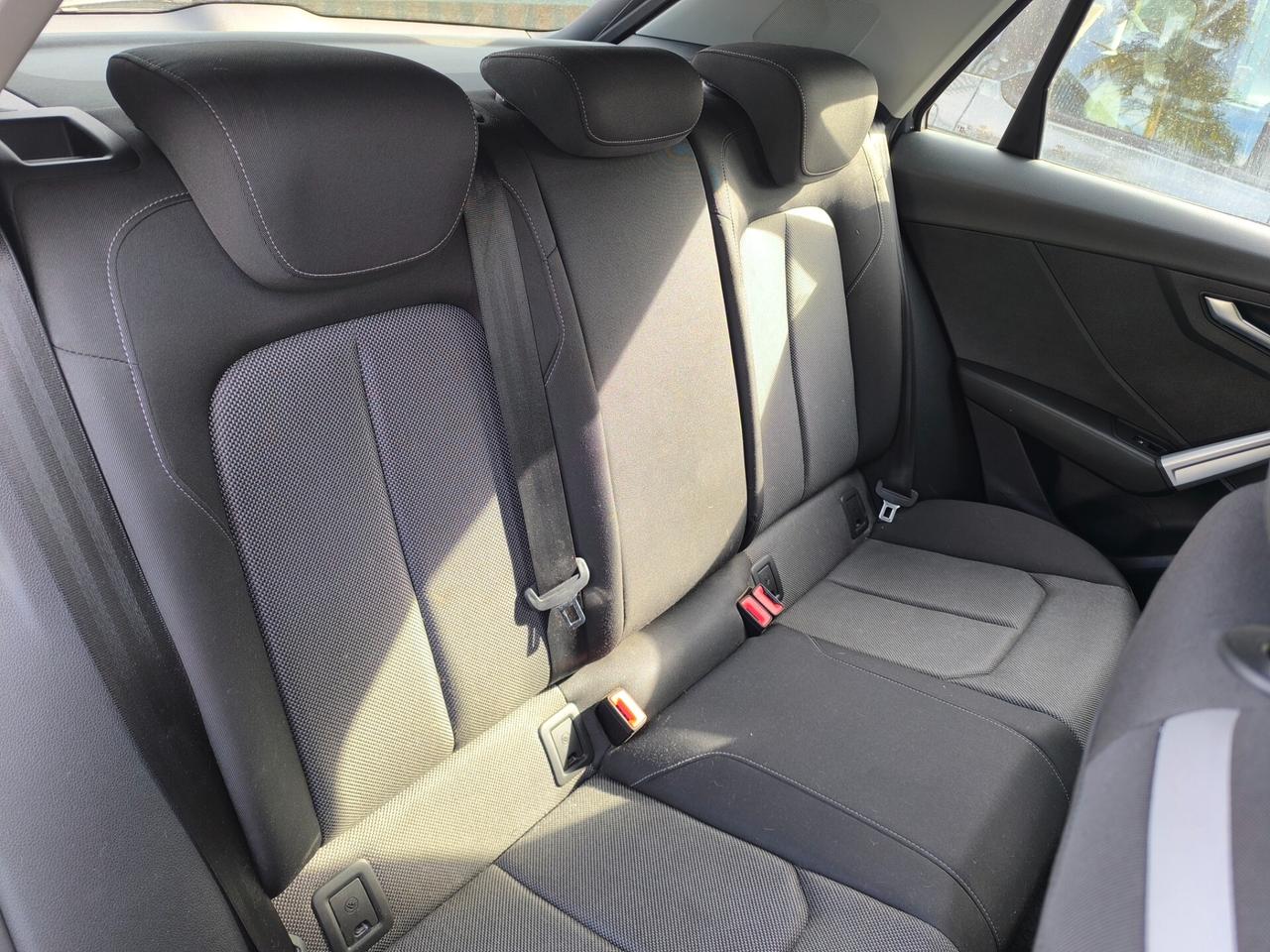 Audi Q2 30 TDI S tronic Identity Black