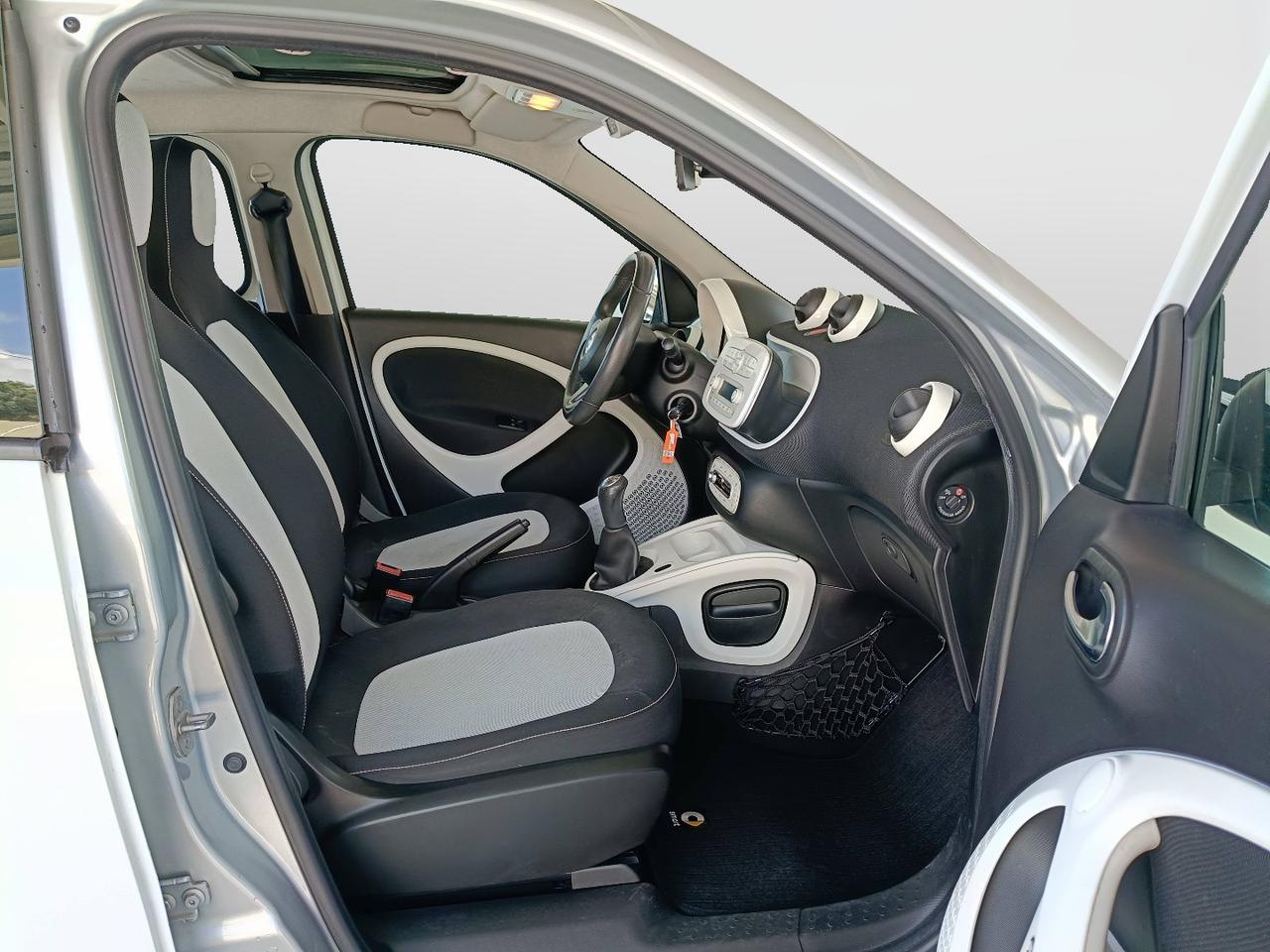 SMART Forfour II 2015 - Forfour 1.0 Passion 71cv