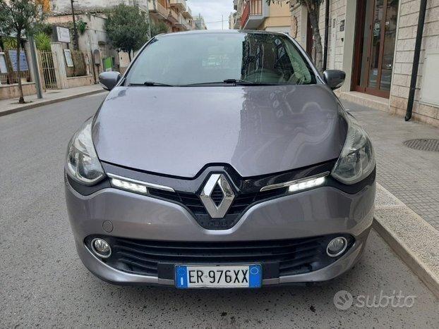 RENAULT Clio 1.2 75CV BENZINA NAVI UNIPRO