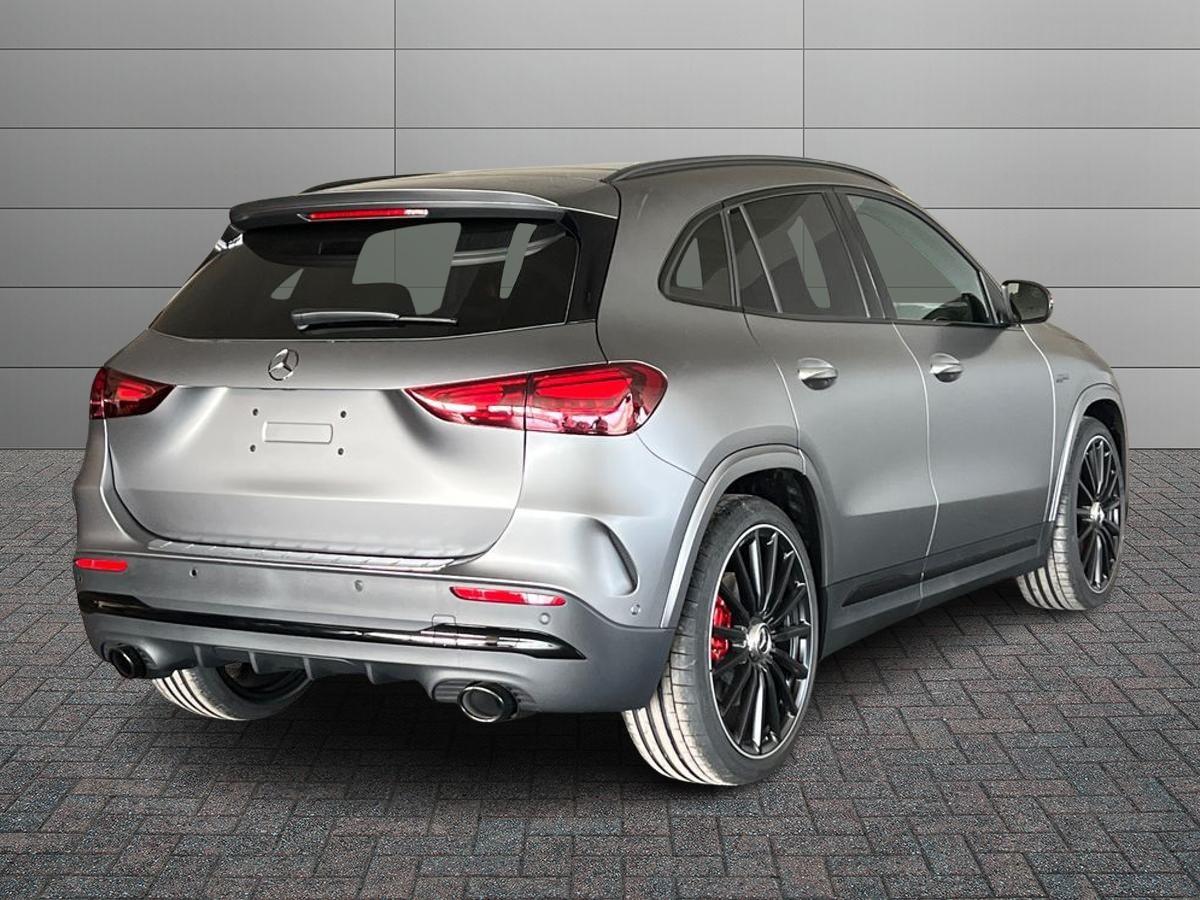 Mercedes-Benz Mercedes-AMG GLA 35 4MATIC