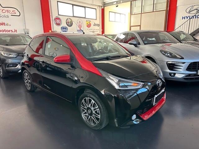 Toyota Aygo 1.0 VVT-i 69 CV 5 porte x-play TSS