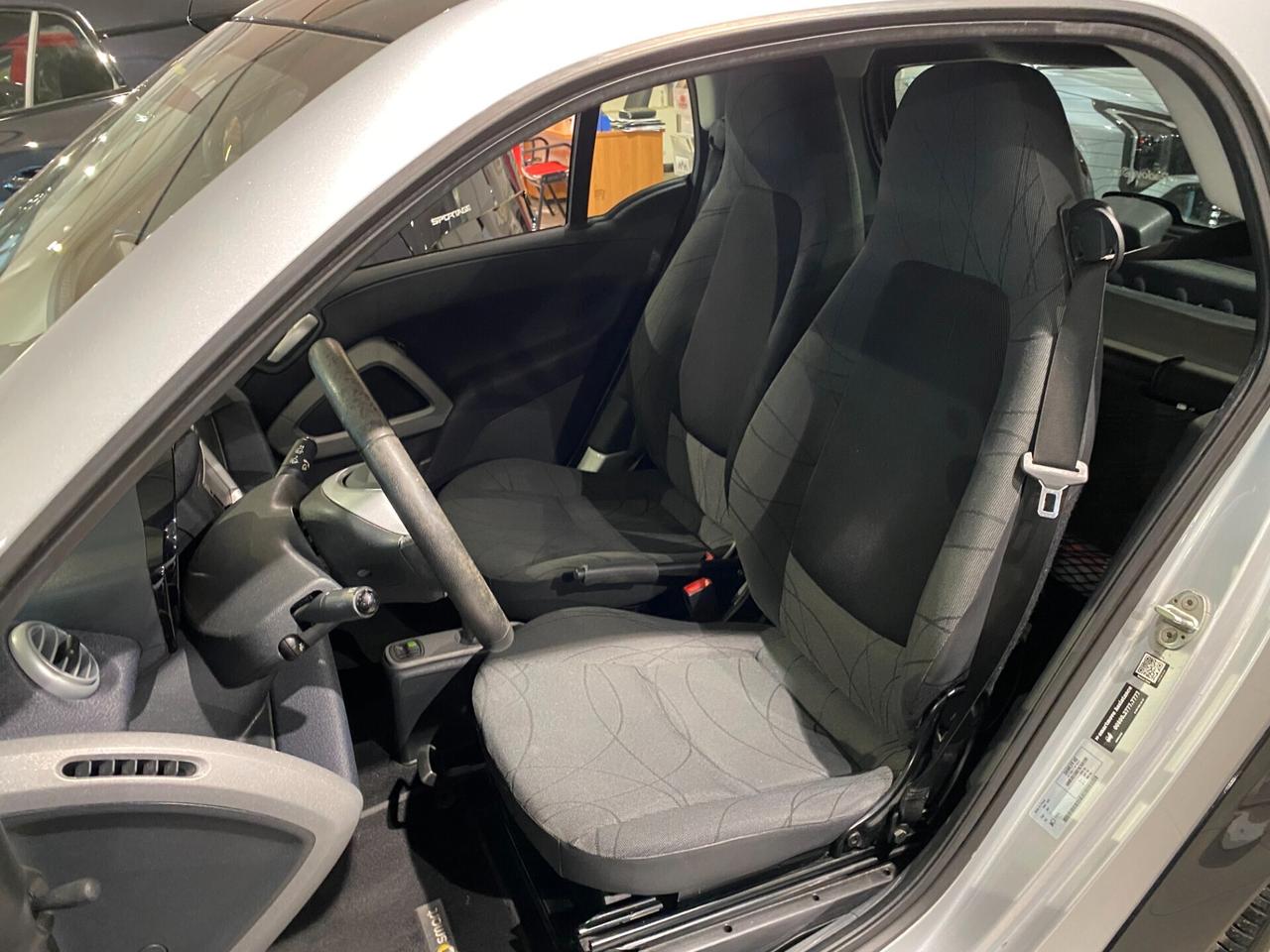 Smart ForTwo 1000 52 kW MHD coupé pure