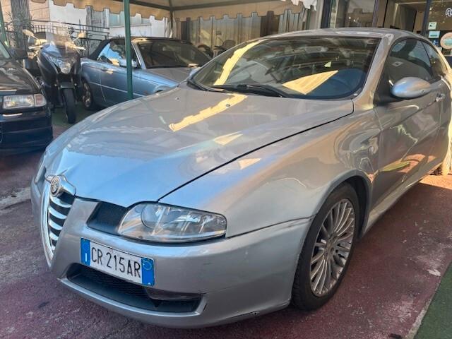 Alfa Romeo GT 1.9 MJT anche permuta o scambi0