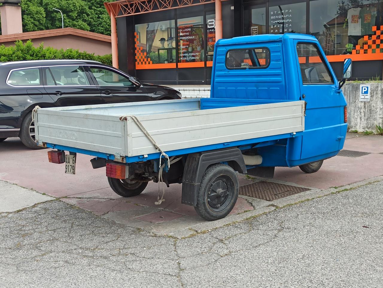 Piaggio Ape TM P703