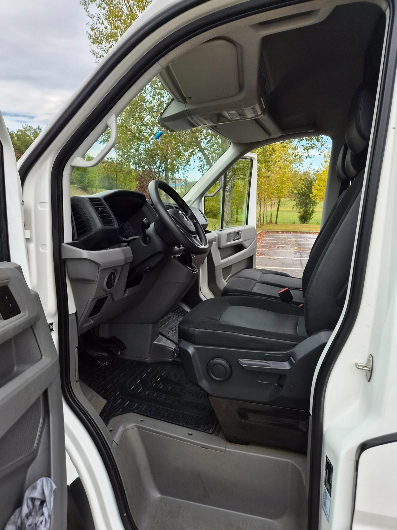 VOLKSWAGEN CRAFTER 2.0 TDI 140 CAVALLI