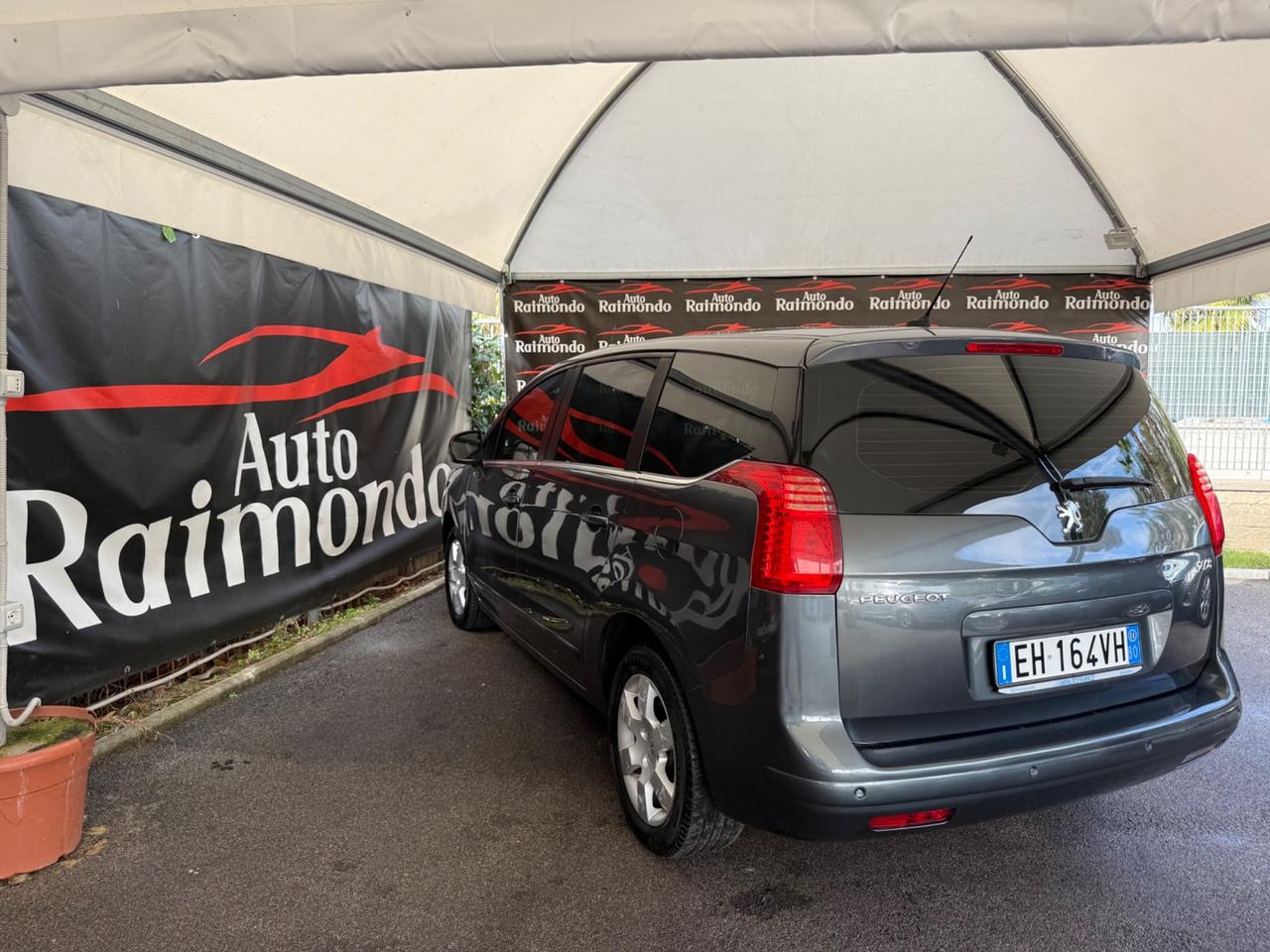 Peugeot 5008 1.6 HDi 112CV Posti 7 automatica