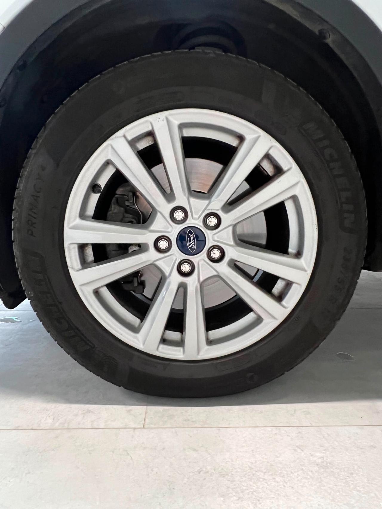 Ford Kuga 2.0 TDCI 120 CV S&S 2WD Powershift