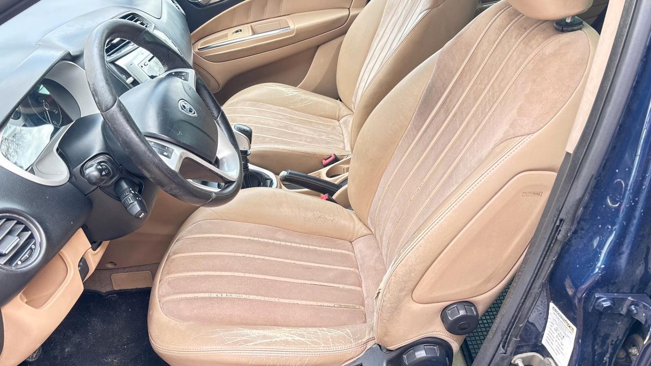 Lancia Delta 1.6 MJT DPF Oro