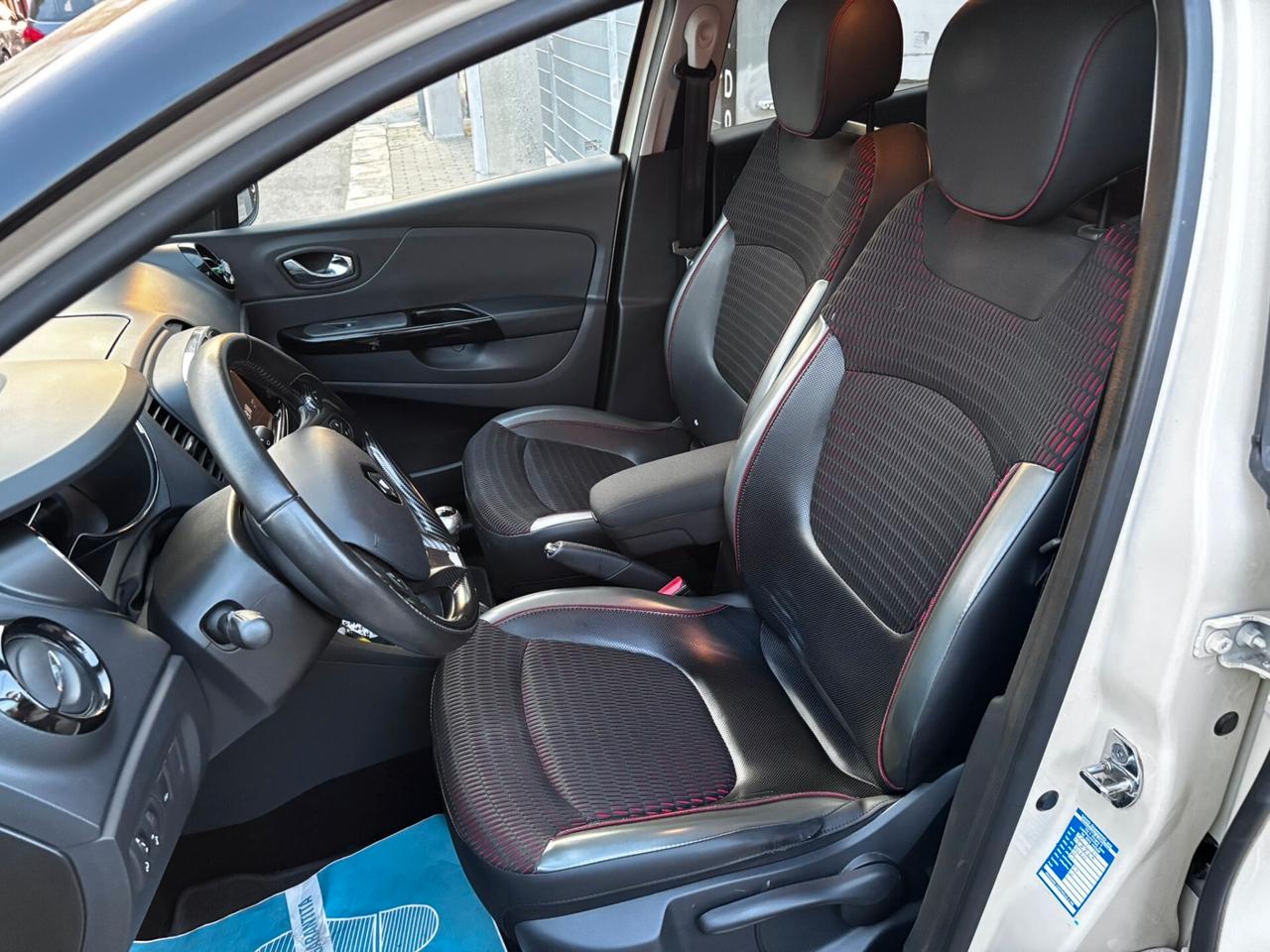 Renault Captur 1.5 dCi Project Runway - 2015