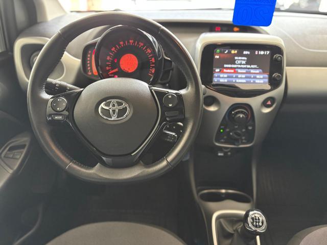 TOYOTA Aygo 1.0 VVT-i 69CV 5 porte x-clusiv Edition45