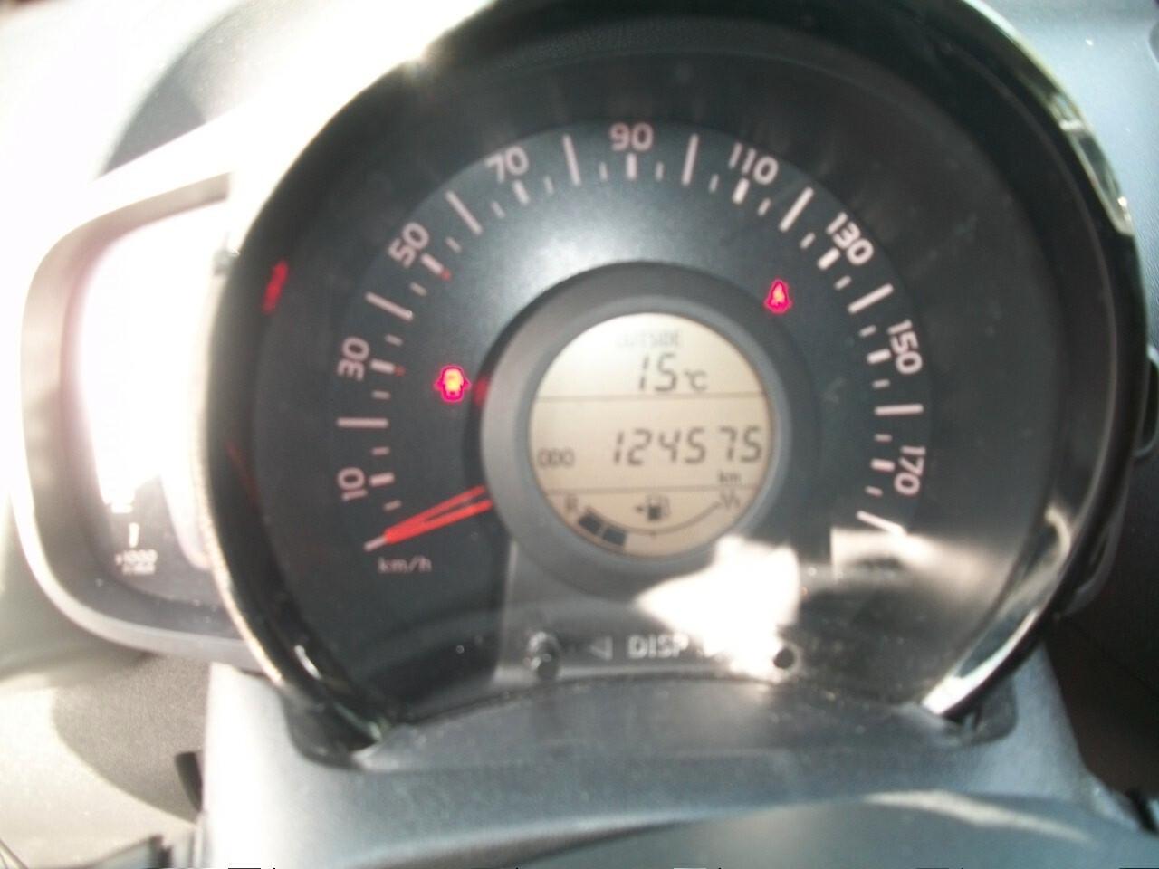 Toyota Aygo 1.0 VVT-i 69 CV 5 porte x-clusiv MMT SI NEOPATENTATI GARANZIA UN ANNO KM124585
