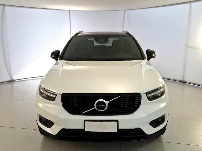 Volvo XC40 D3 150 CV Automatica NAVI LED R-design N1 Autocarro