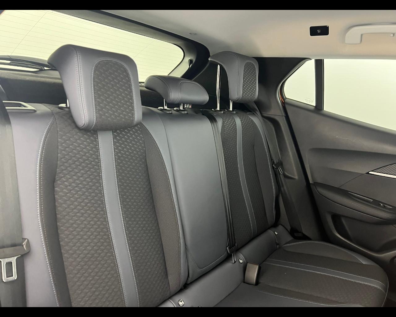 PEUGEOT 2008 1.5 bluehdi Allure Navi Pack s&s 130cv eat8