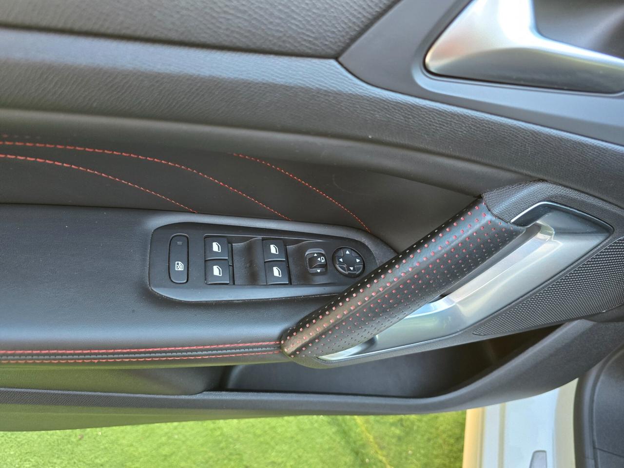 Peugeot 308 1.6HDI 120CV GT Line -2018