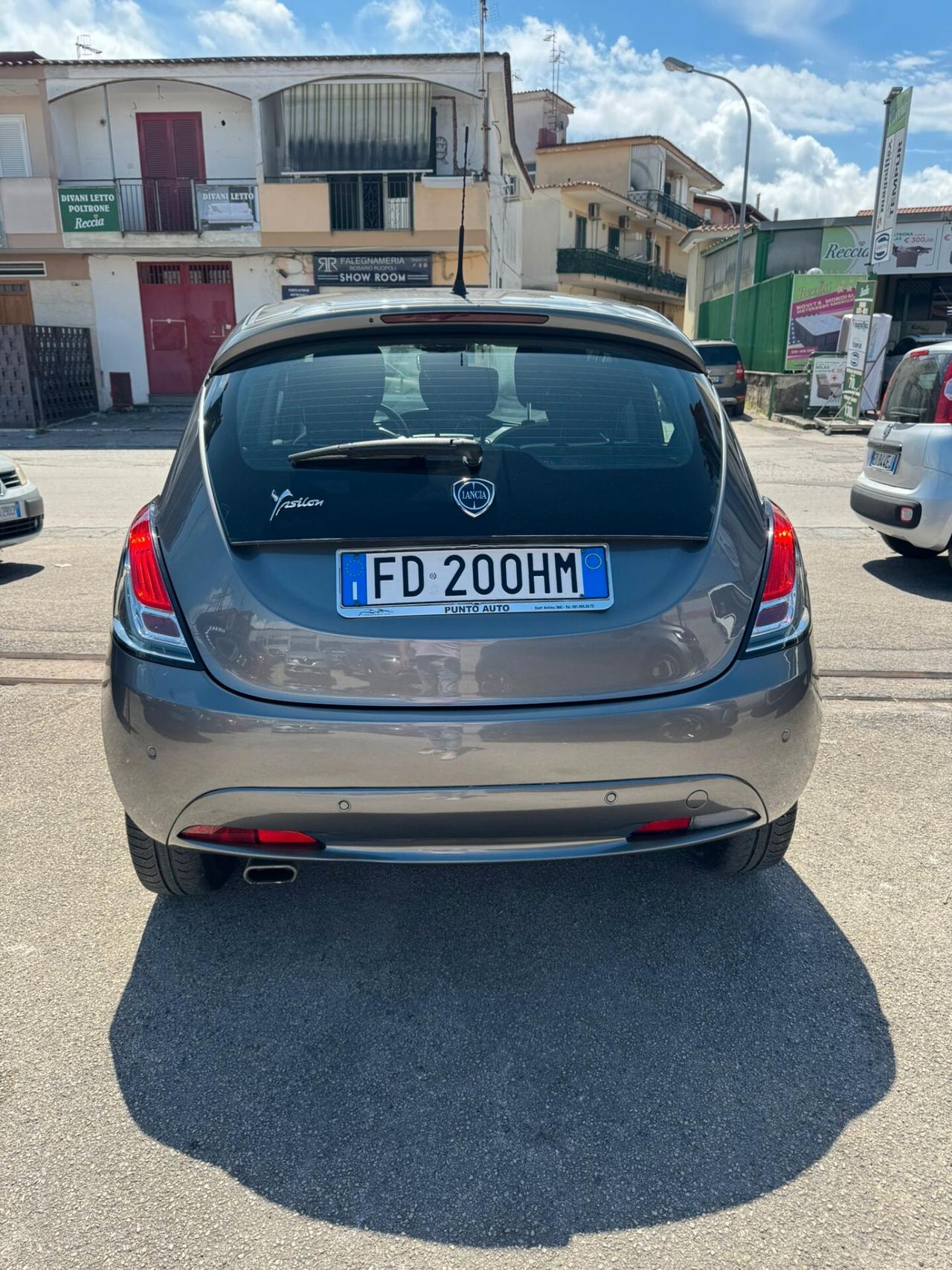 Lancia Ypsilon 1.2 69 CV 5 porte Gold