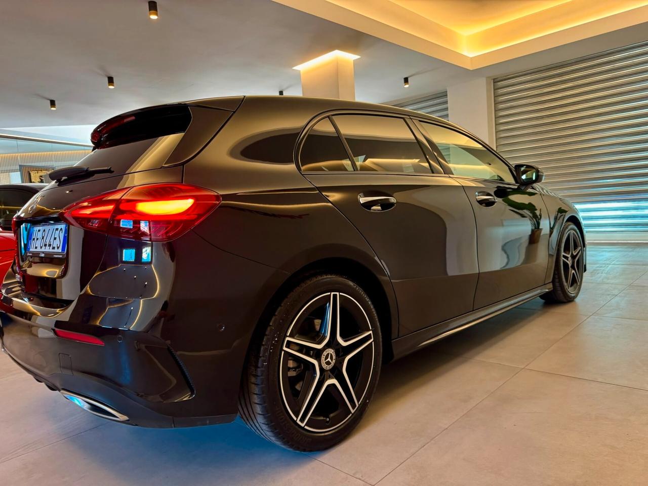 MERCEDES-BENZ A180 AUTOMATIC AMG LINE PREMIUM FULL