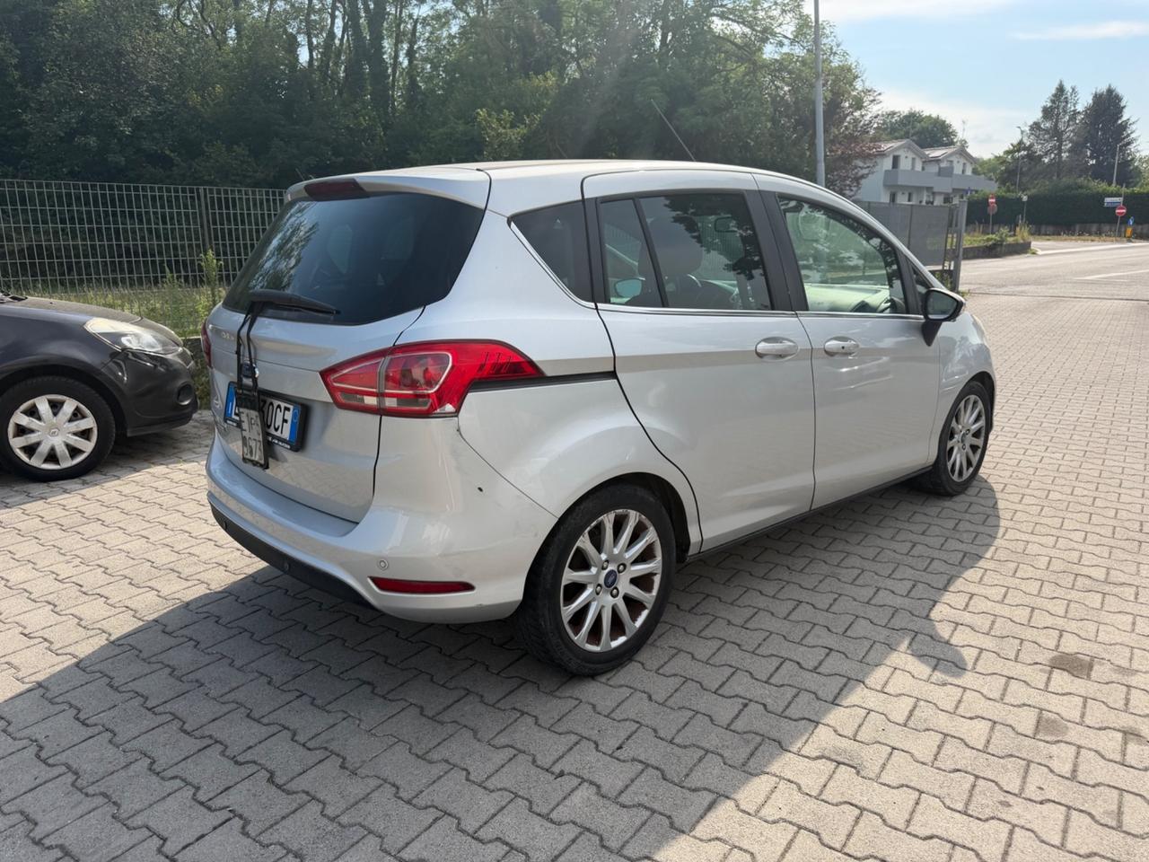 Ford B-Max 1.4 90 CV GPL Business Titanium