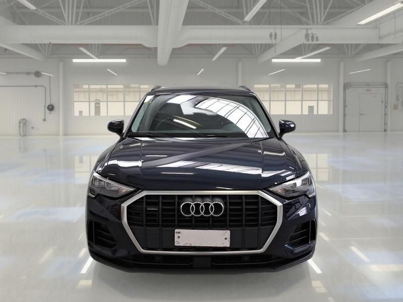 AUDI Q3 35 TDI quattro Business