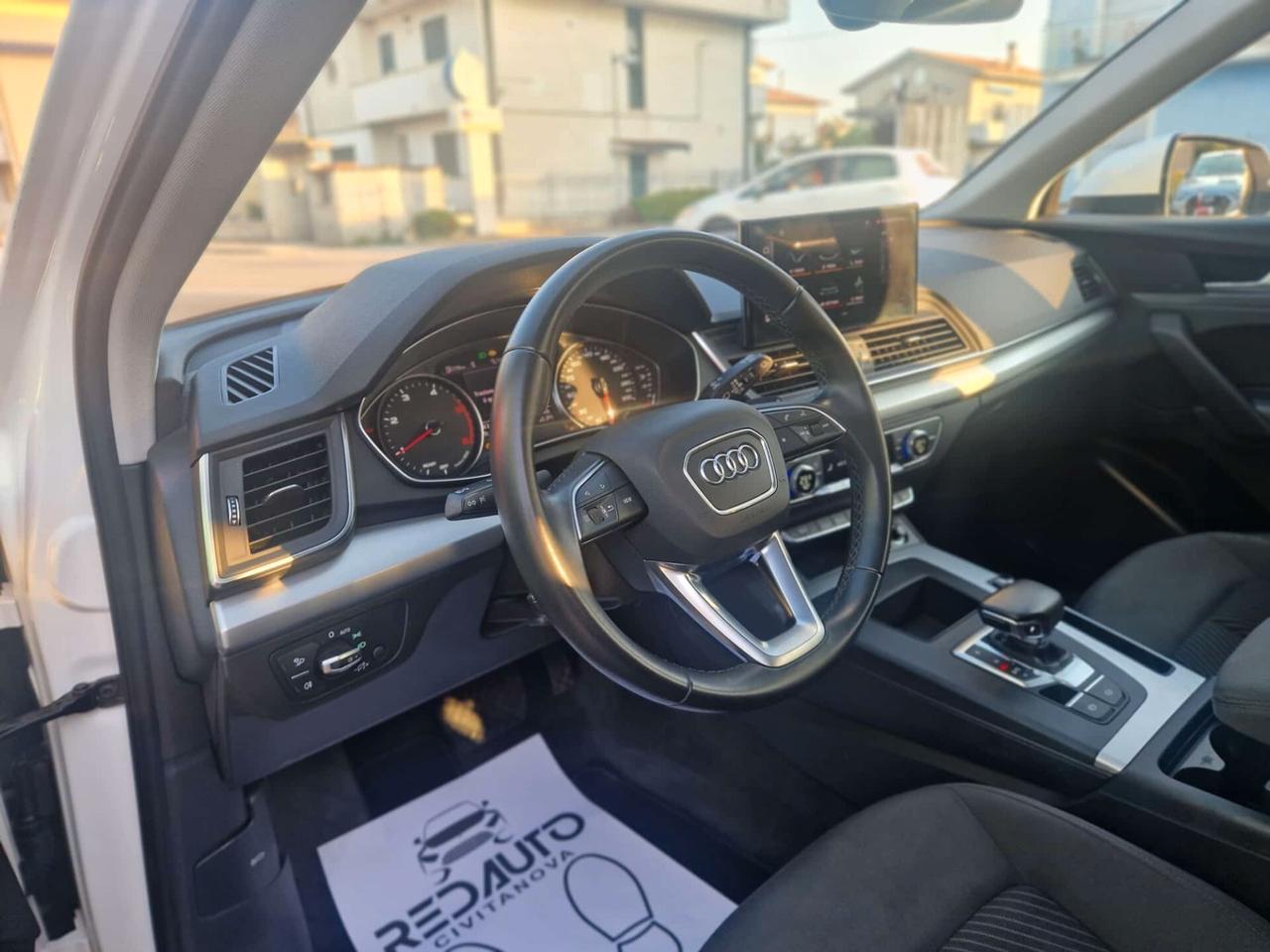 Audi Q5 35 TDI S tronic Business