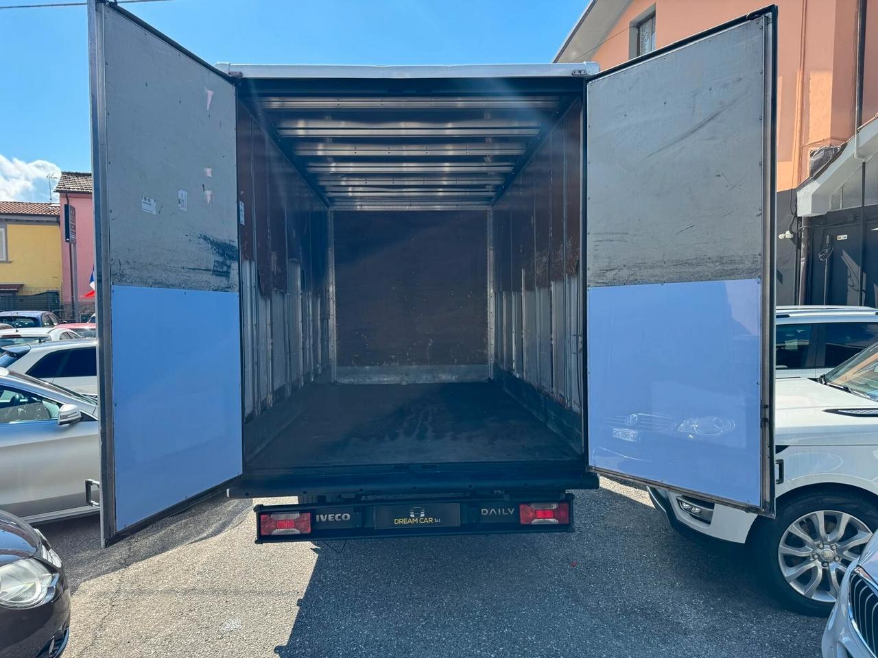 Iveco Daily 2.3 116CV Diesel - 3 POSTI