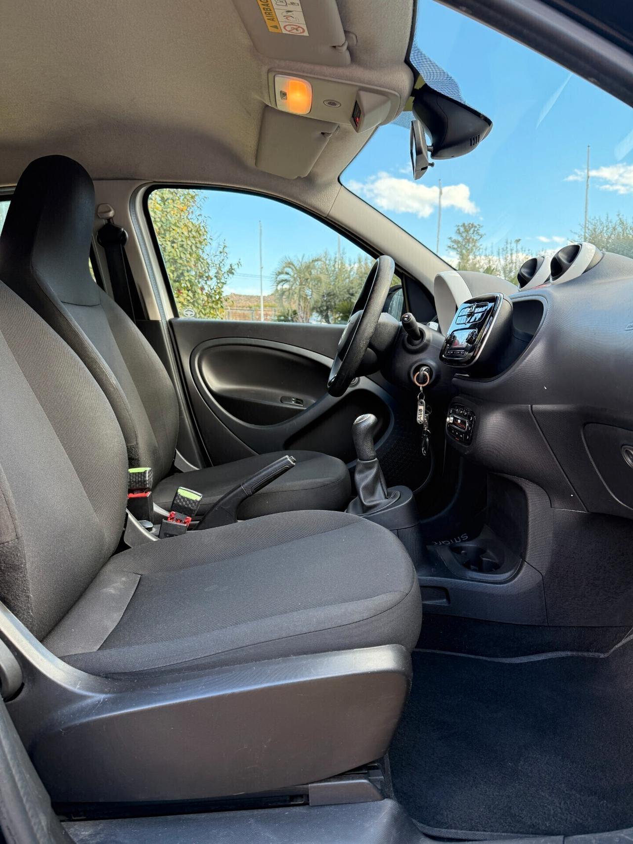 Smart ForFour 70 1.0 Youngster