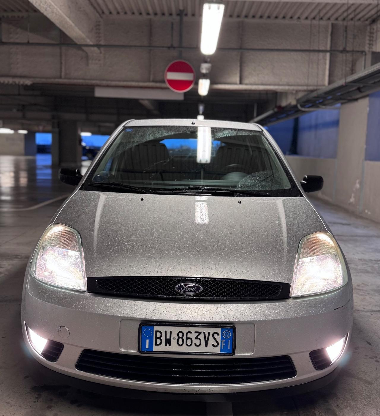 Ford Fiesta 1.4 16V 5p. Ghia