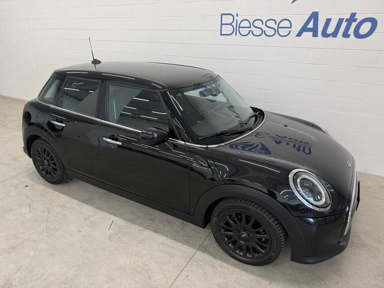 Mini 1.5 Cooper Camden 5 porte NEOPATENTATI