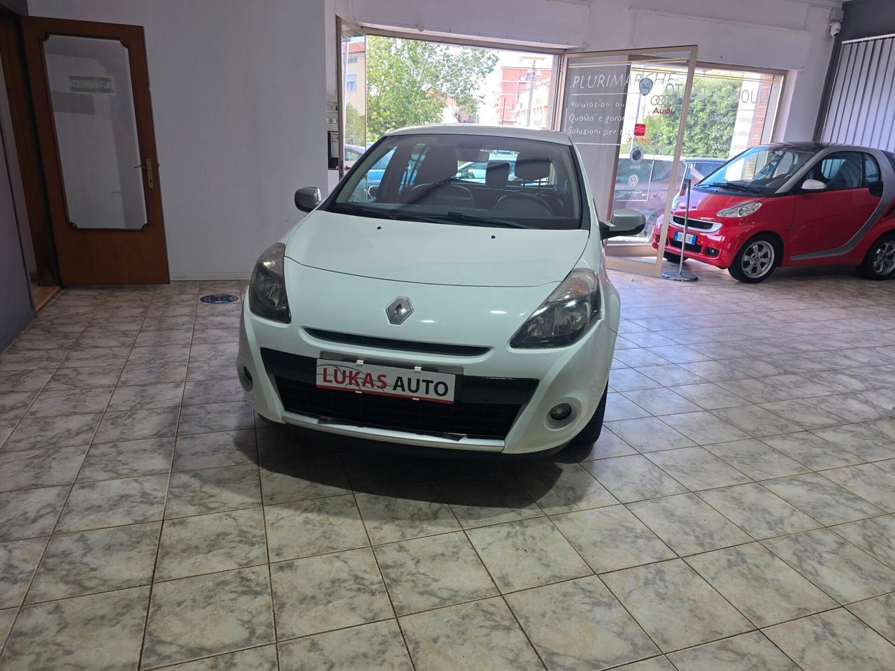 Renault Clio 1.2 16V 5 porte Dynamique