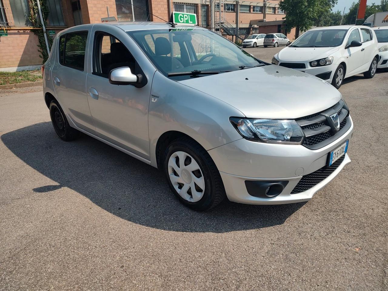 Dacia Sandero 1.2 GPL 75CV Lauréate, BENZINA\GPL, OK NEOPATENTATI, GARANZIA L.12 MESI