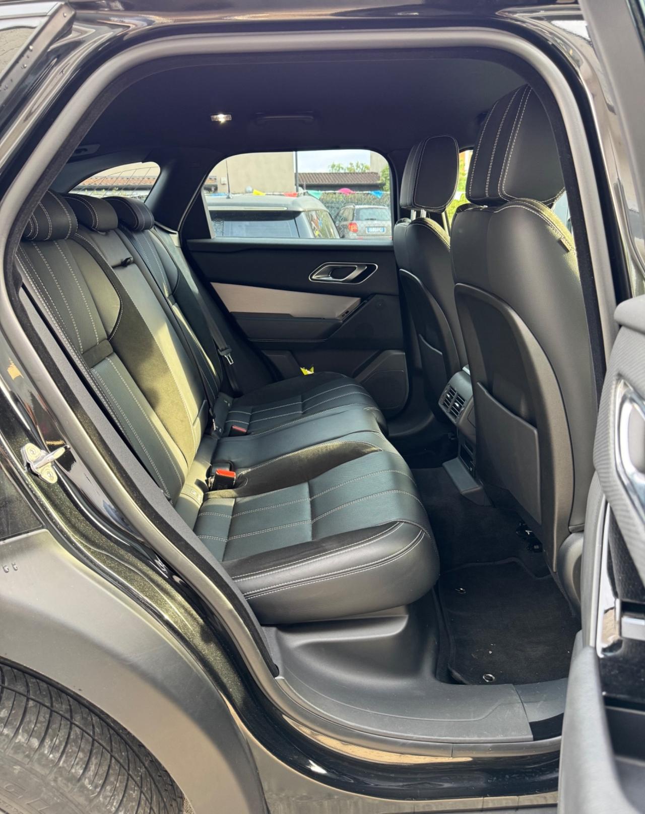 Range Rover Velar - 2.0 Si4 250 CV R-Dynamic S-
