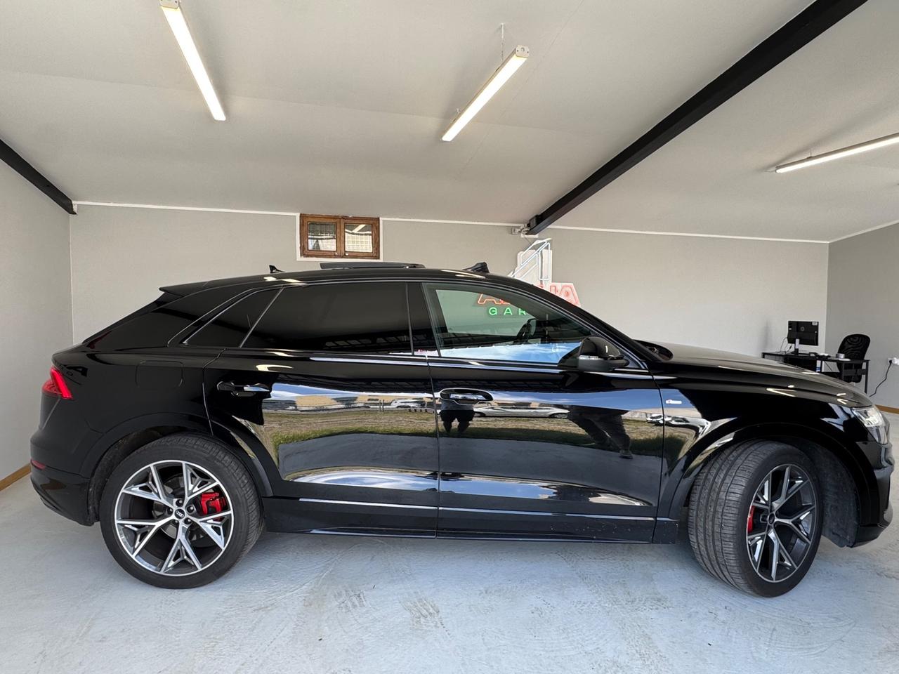 Audi Q8 50 TDI 286 CV quattro tiptronic Sport