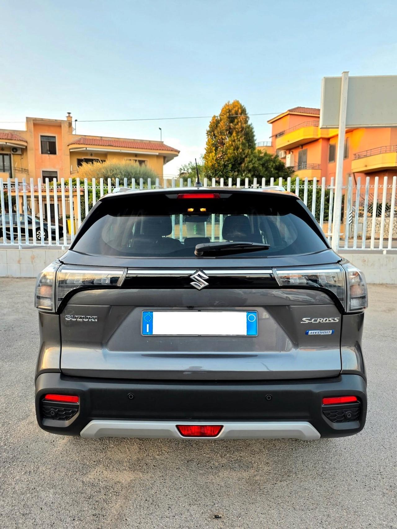 Suzuki S-Cross 1.4 Hybrid Top