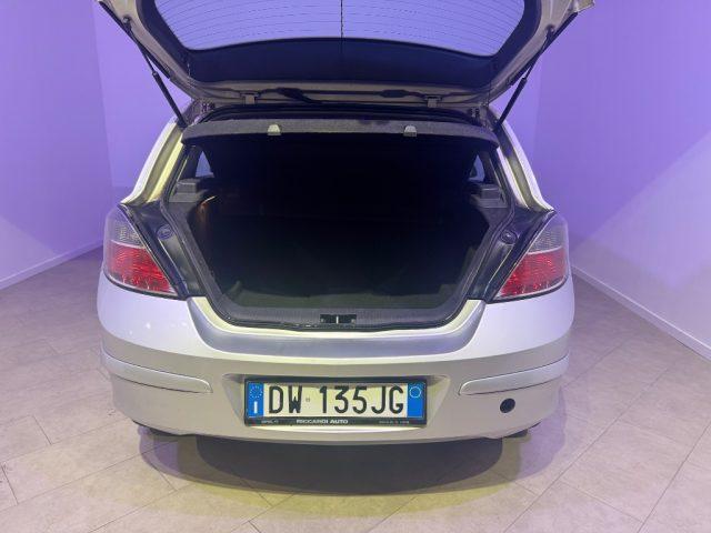 OPEL Astra 1.6 16V VVT 5 porte Cosmo