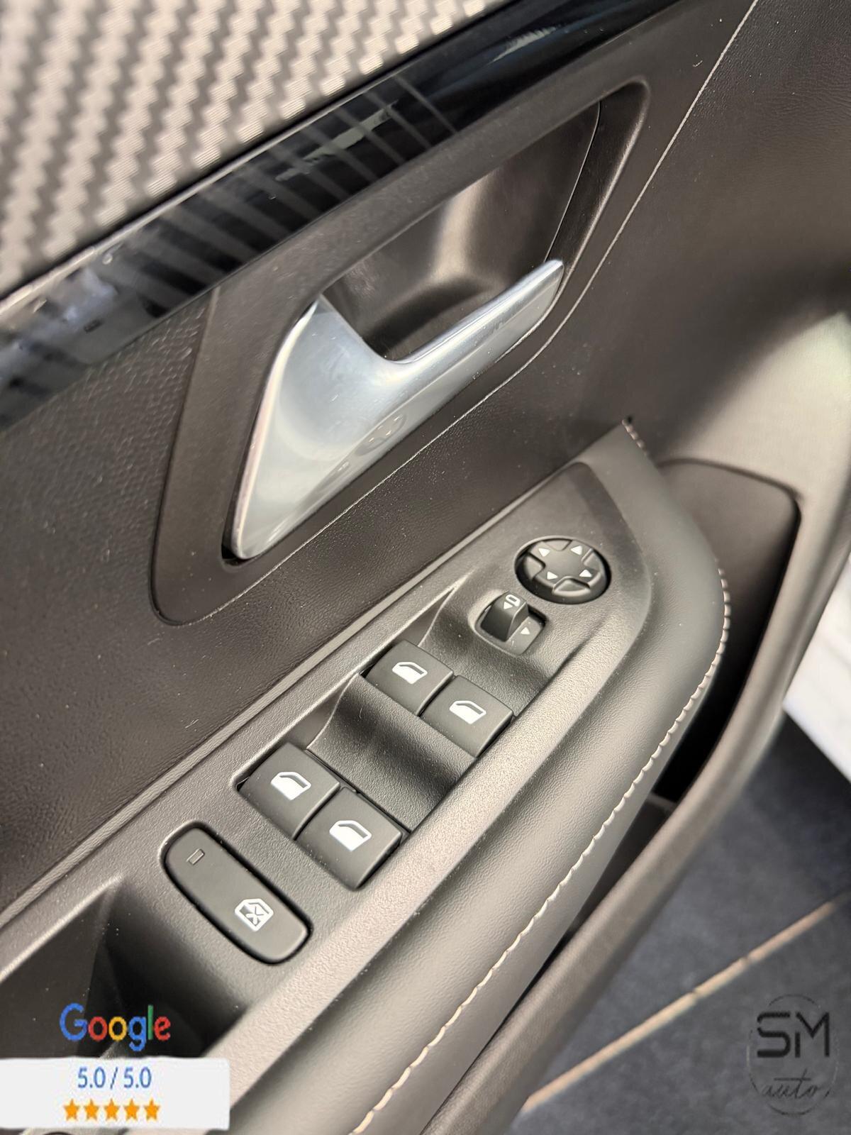 Peugeot 208 1.2 hybrid Allure 110cv e-dcs 6