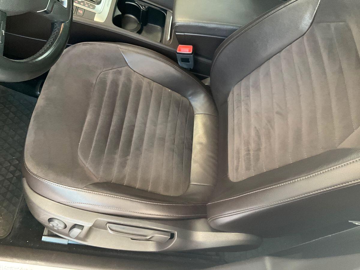 Volkswagen Passat 2.0 TDI 170CV DSG 4mot. High. BMT