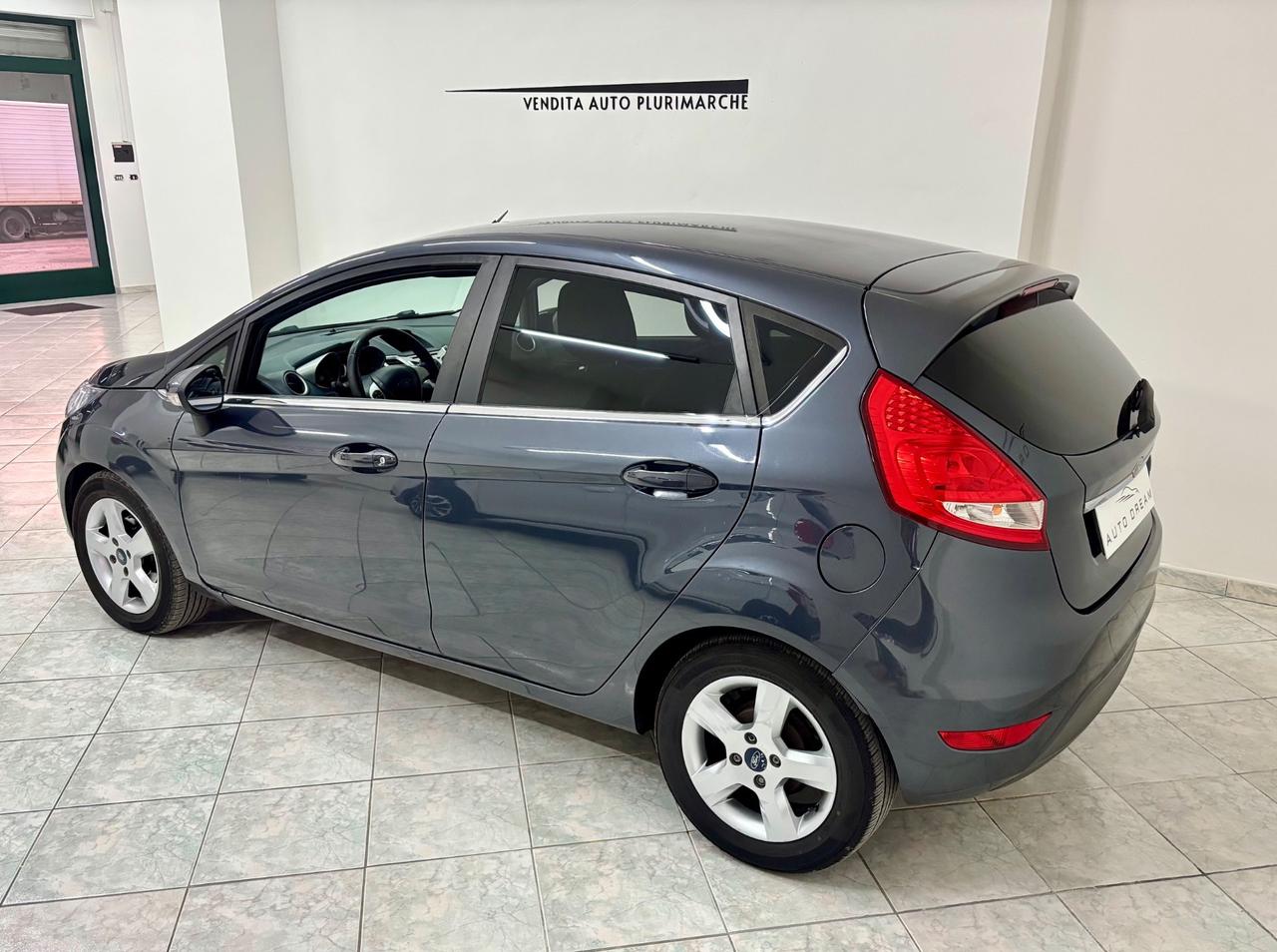 Ford Fiesta 1.4 TDCi 5p. Titanium