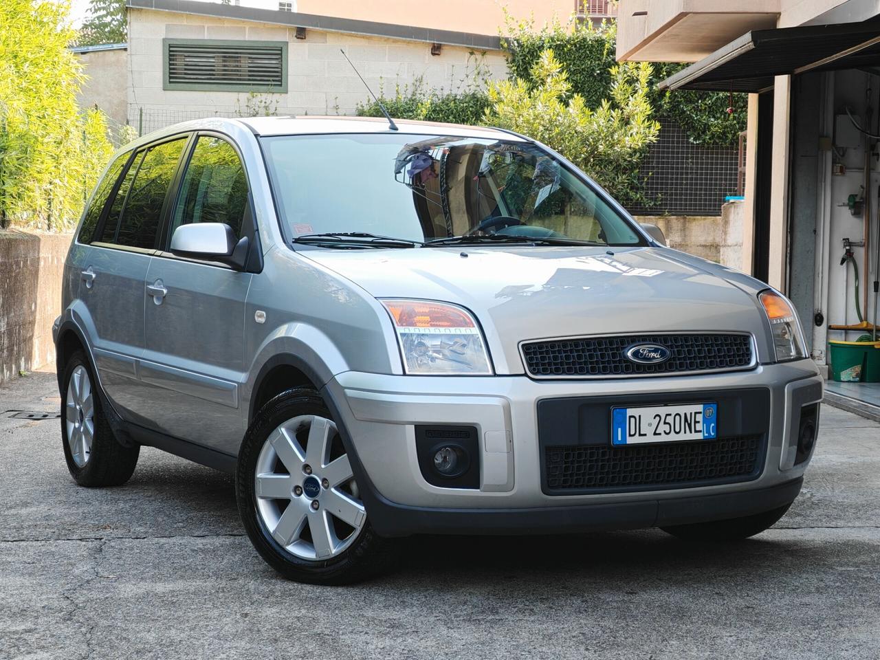 Ford Fusion 1.6 BENZINA 100cv / 74.000km / Unipro