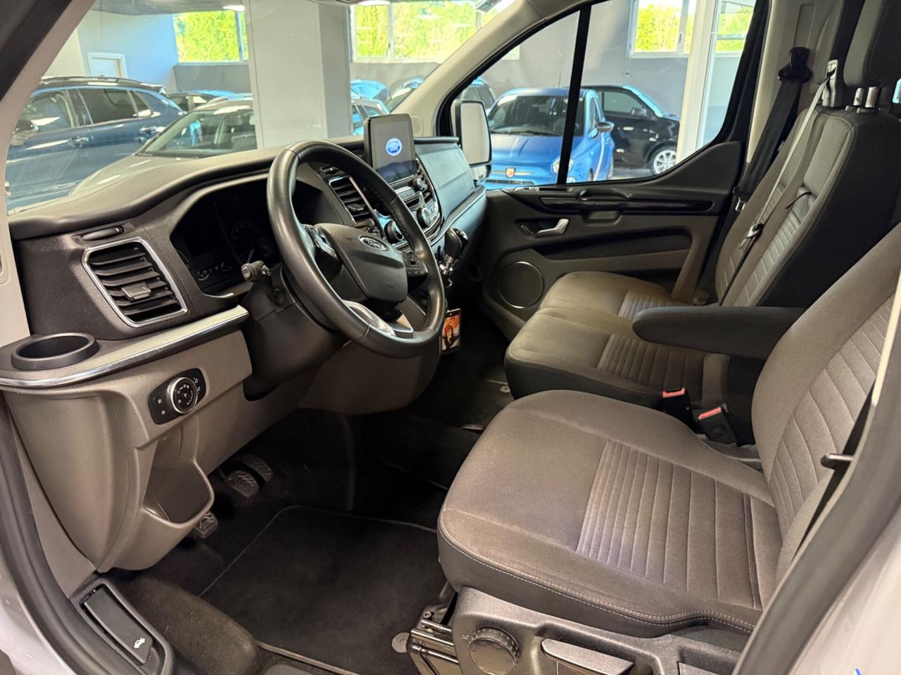 Ford Tourneo Custom 9 posti 150CV MHEV PC Titanium