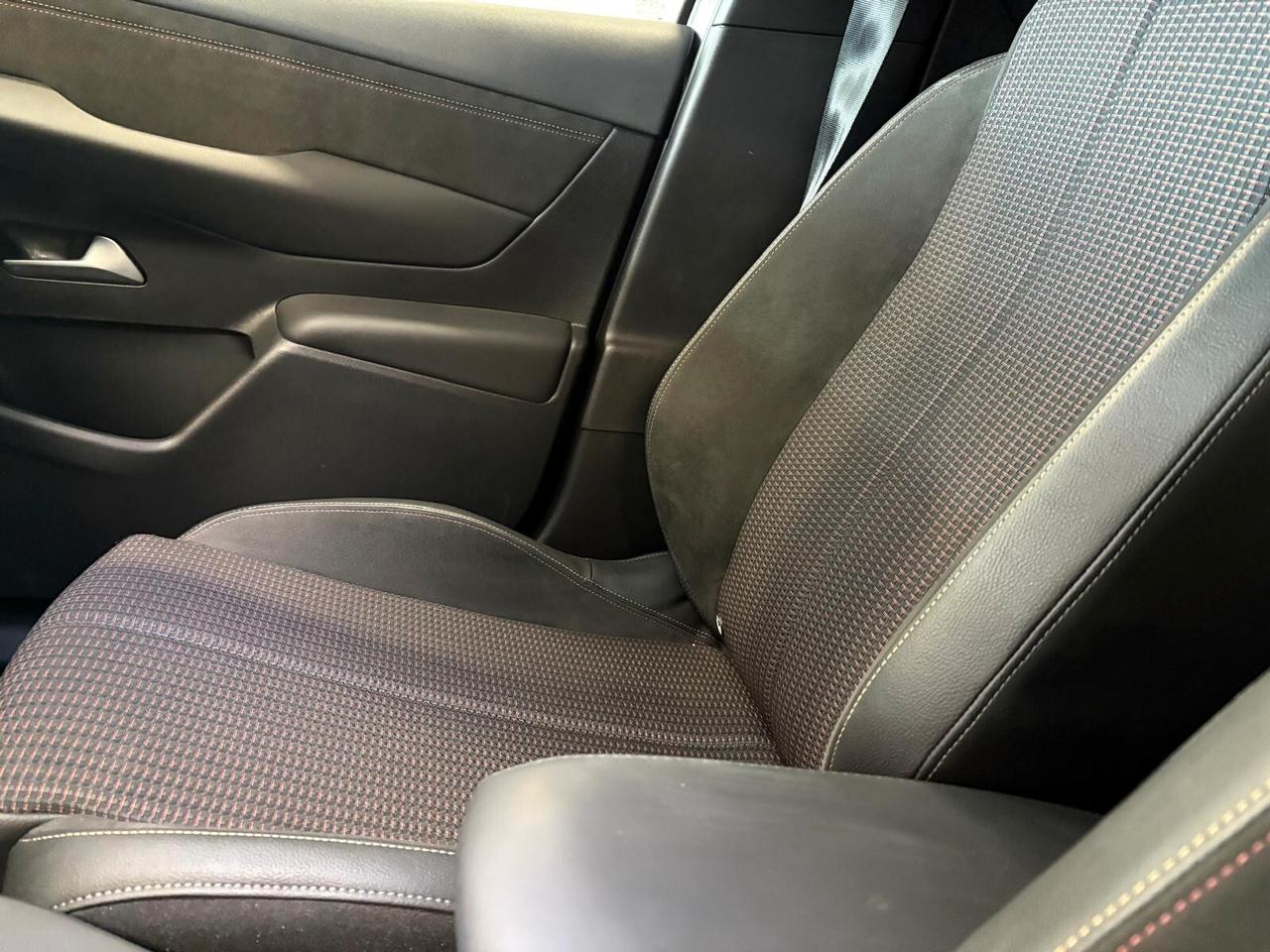 Ds DS3 Étoile Hybrid 145 Aut. ETOILE SPOTICAR