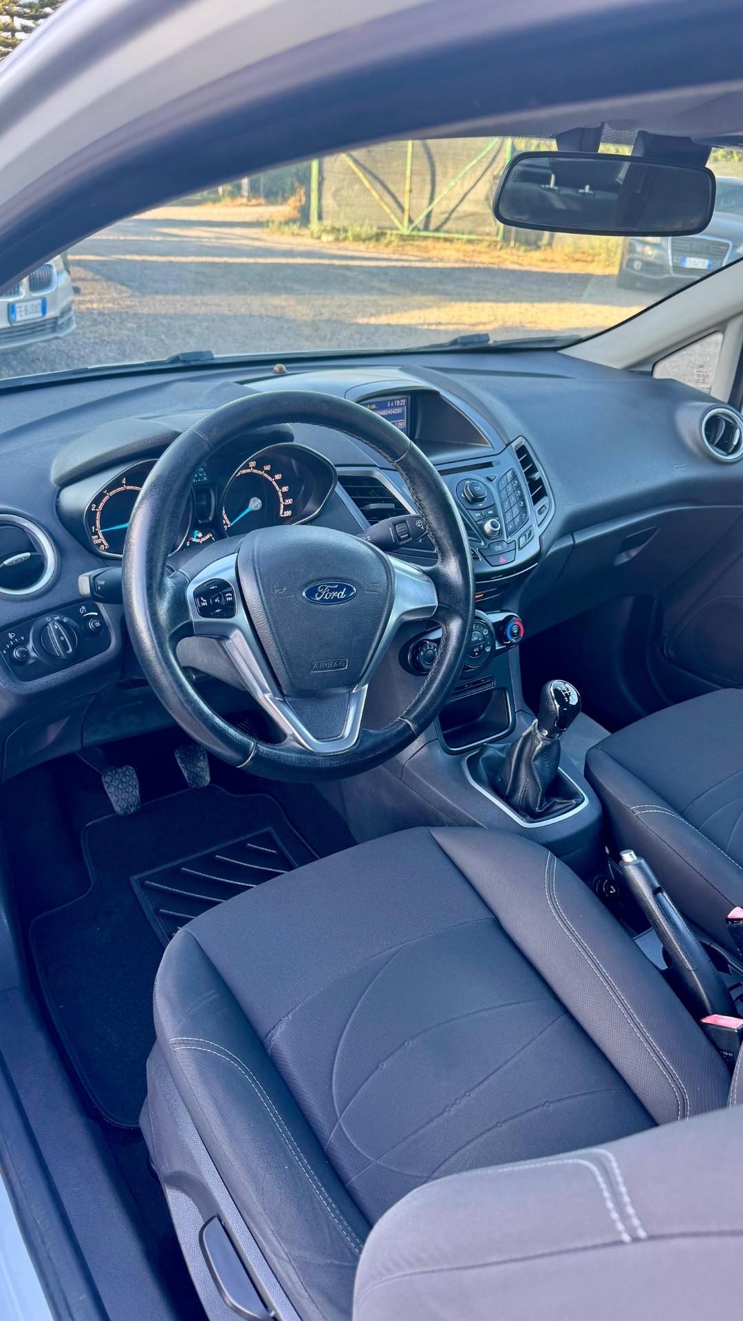 Ford Fiesta 1.2 60CV 3 porte Titanium