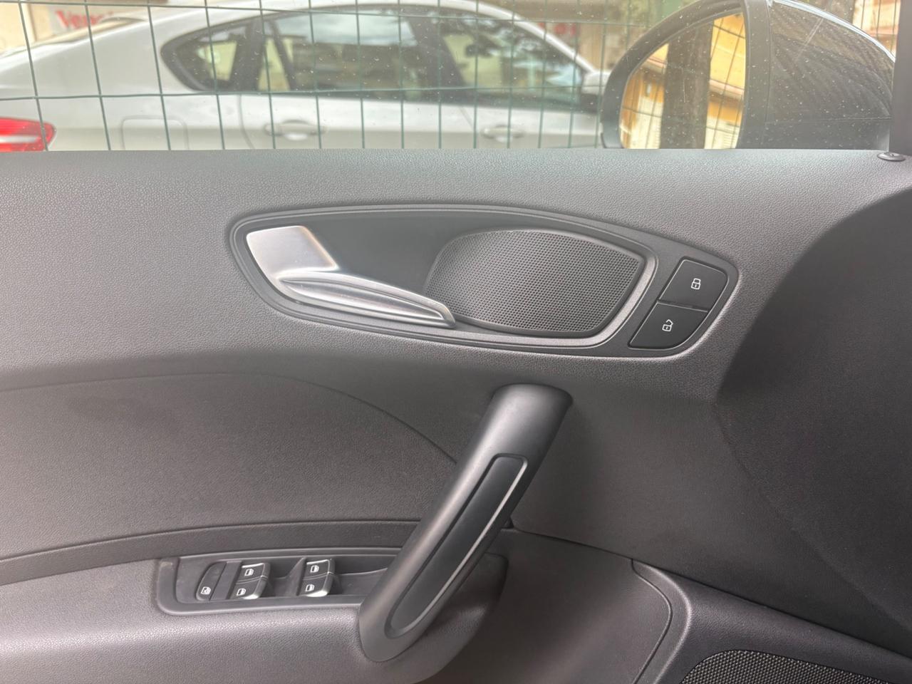 Audi A1 1.0 TFSI ultra S-line