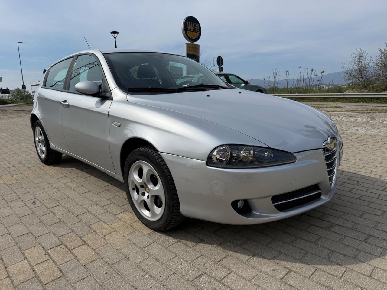 Alfa Romeo 147 1.9 JTD (120)
