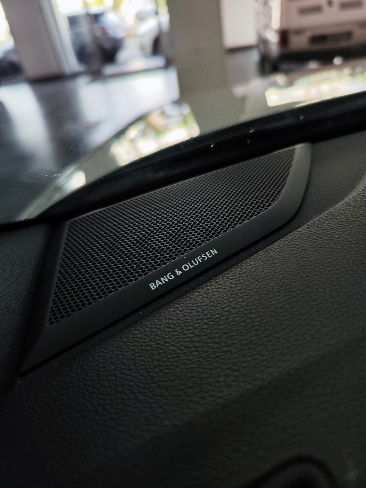 Audi Q3 SPB 40 TDI 190cv S tronic S line Tetto Matrix Black