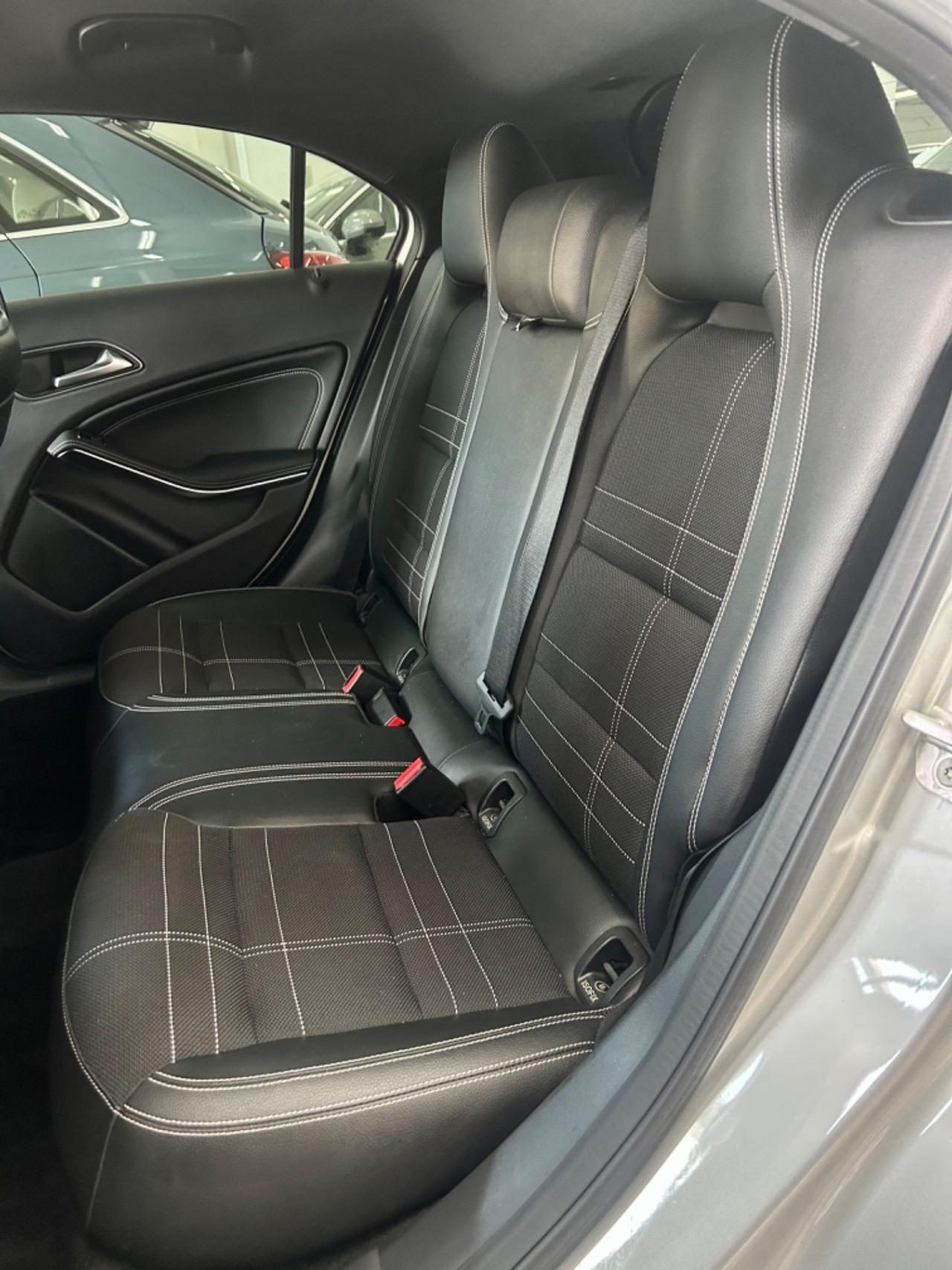 Mercedes CLASSE A 180 d Sport FINANZIABILE